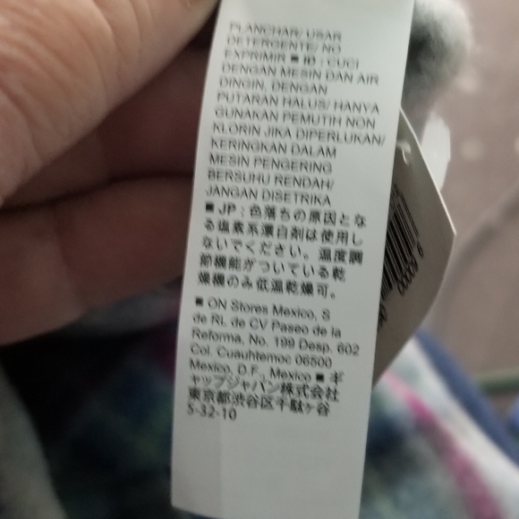 Old navy infinity scarf grey and pink - Picture 4 of 5